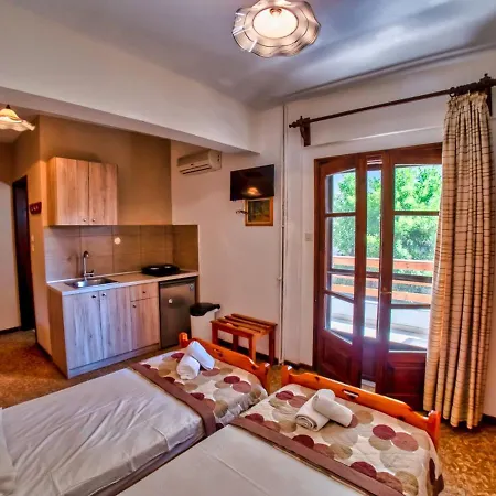 Hotel Pirgioti Affittacamere *